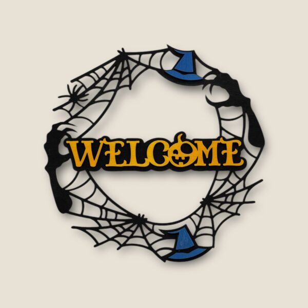 Drevená dekorácia s nápisom Welcome