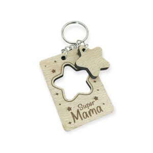 Drevená kľúčenka Super Mama