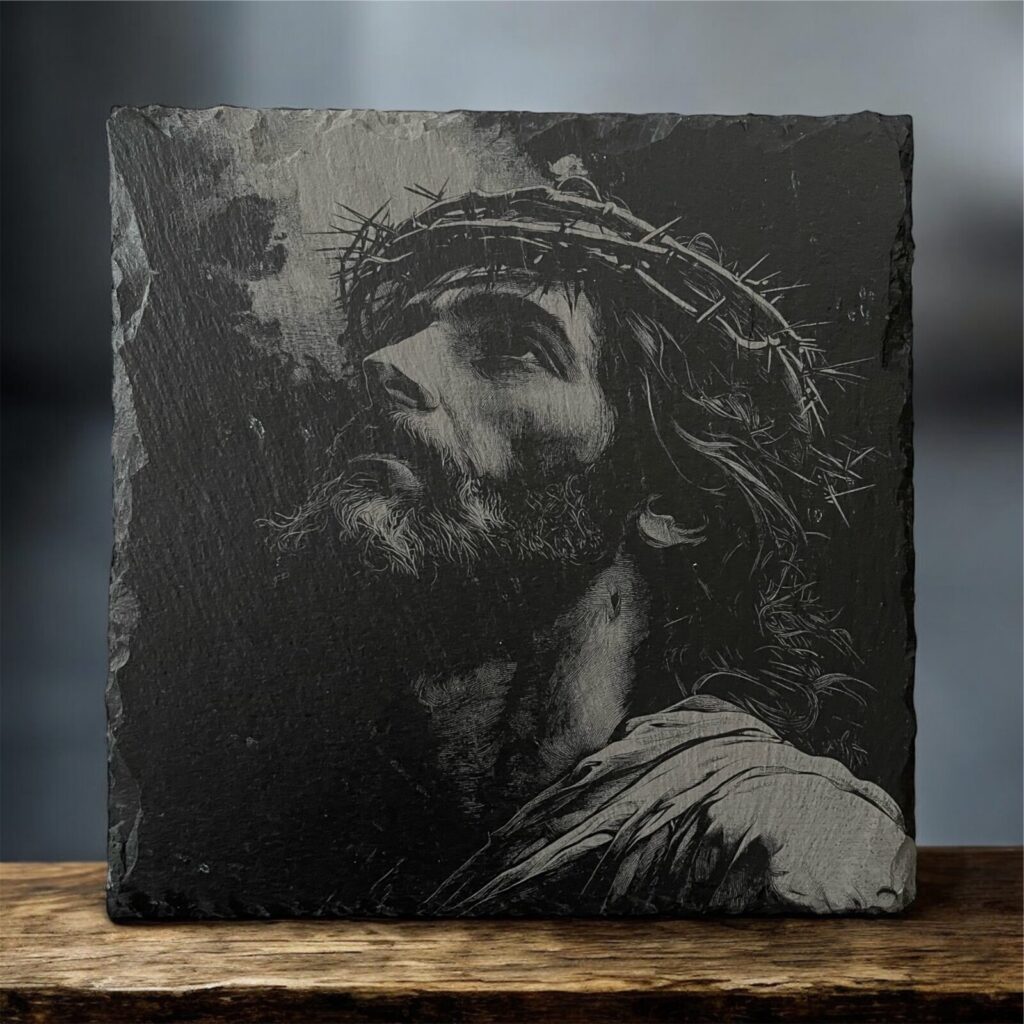 Ježiš Kristus s tŕňovou korunou – pohľad k nebesám